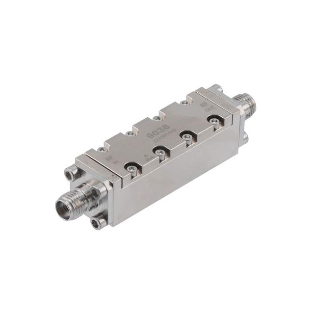 PE70A9038
